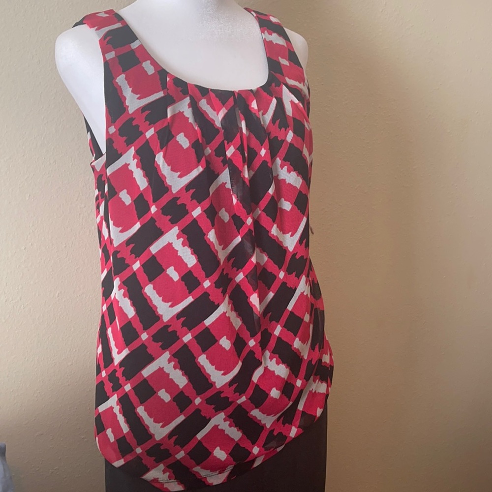 Beautiful magenta and black print top dress top